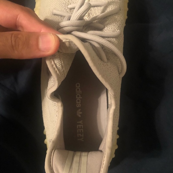 Adidas Yeezy Sesame - Picture 3 of 7